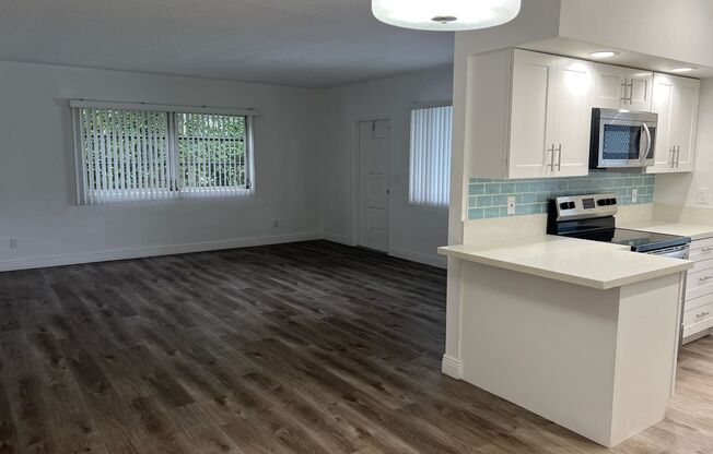 2 beds, 1 bath, $2,050