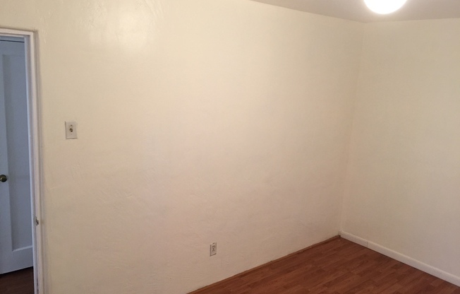 2 beds, 1 bath, $1,550