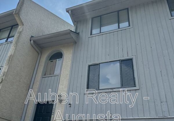 1205 MERSAC CT