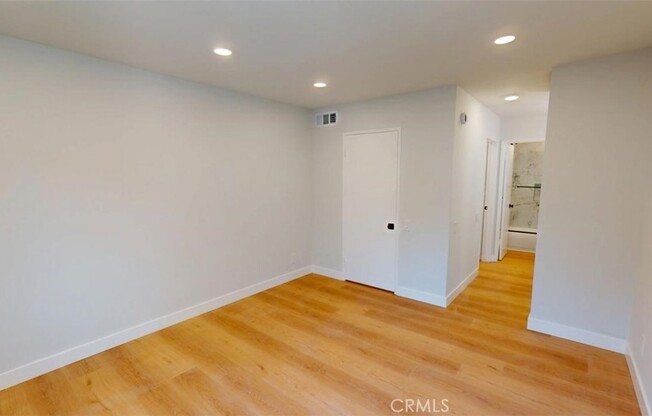 2 beds, 1.8 baths, 990 sqft, $2,595, Unit D102