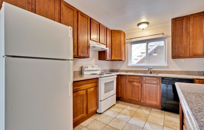 3 beds, 2.5 baths, $3,795, Unit Unit 1