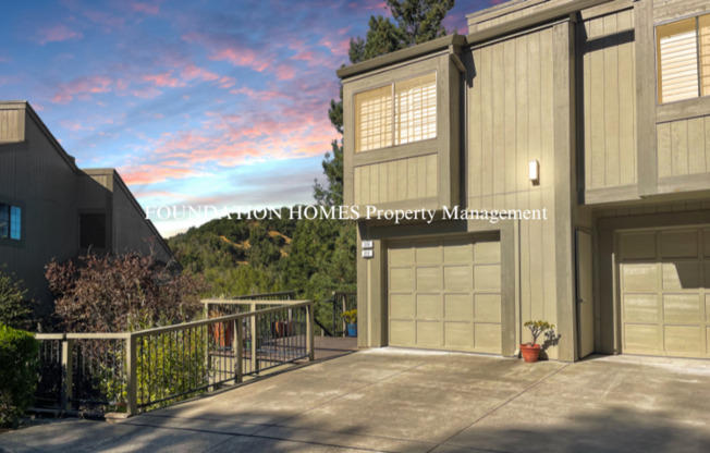 Serene & Spectacular 3BD/2.5BA Pacheco Valley Condo - FOUNDATION