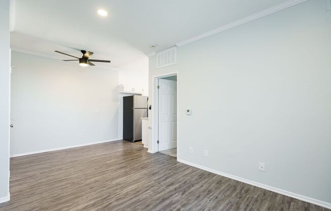 1 bed, 1 bath, 550 sqft, $1,948, Unit 303