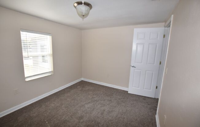 3 beds, 1 bath, $1,500