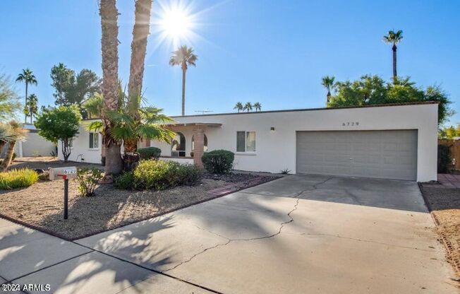 5 Bedroom Furnished Home in Scottsdale!