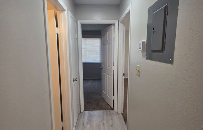 2 beds, 1 bath, 875 sqft, $1,159, Unit 705 #7