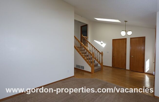 3 beds, 2.5 baths, $2,495