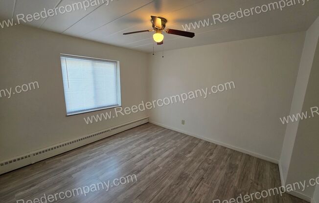 Knickerbocker Apartments