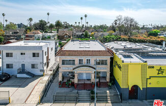 2324 W WASHINGTON BLVD