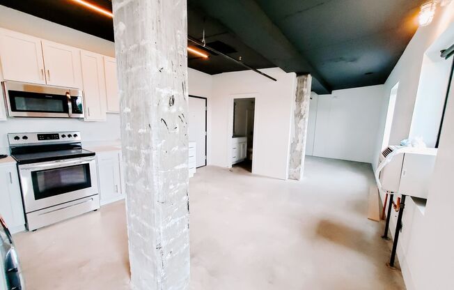 Studio, 1 bath, 465 sqft, $975, Unit D203