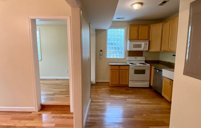 For Rent: Charming Residence on Roland Ave – Your Ideal Home Awaits!