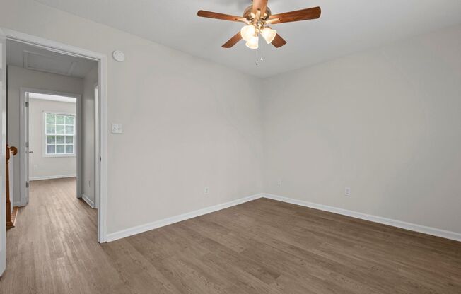 2 beds, 1.5 baths, $1,350, Unit 3