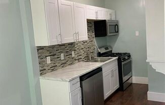 Studio, 1 bath, 400 sqft, $829, Unit 206