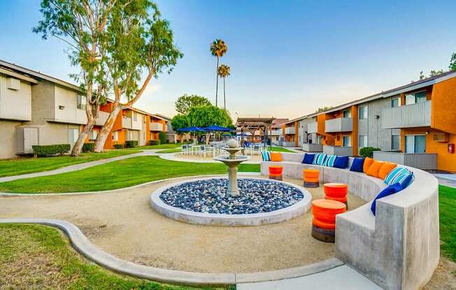 Beautiful Courtyard With Walking Paths at Pacific Trails Luxury Apartment Homes, Covina, CA