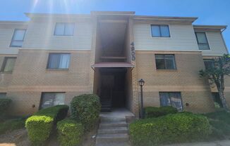 2 Bedroom Condo near Hickory Grove