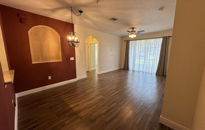 3 bed 2 bath Condo