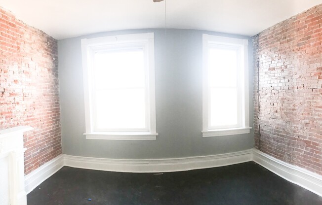 3 Bed, 2 Full Bath! Renovated and Updated!
