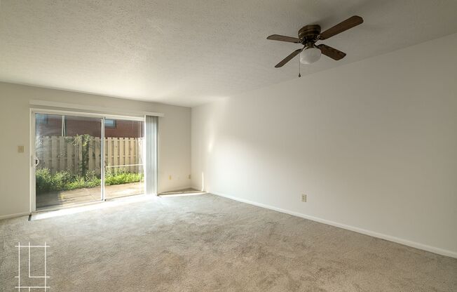 2 beds, 1.5 baths, $1,350, Unit 393 E Buttles Ave Apt. F