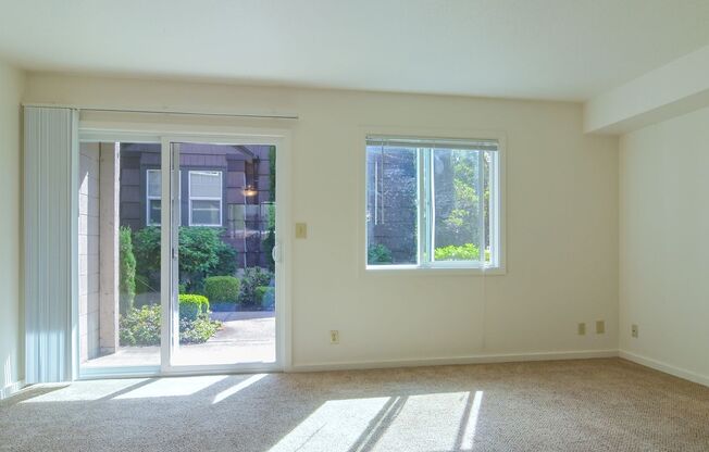 2 beds, 1 bath, $1,550, Unit 1