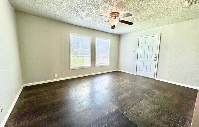 Eye-catching Home in Heart of Lubbock!- self showing