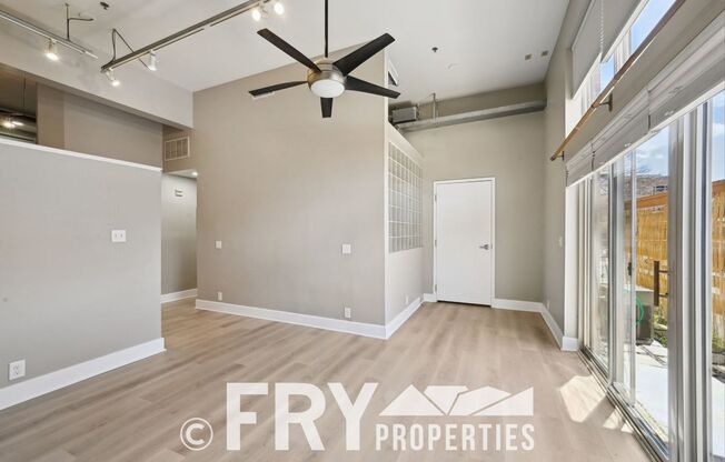 Ground Floor Condo in Great Uptown Location