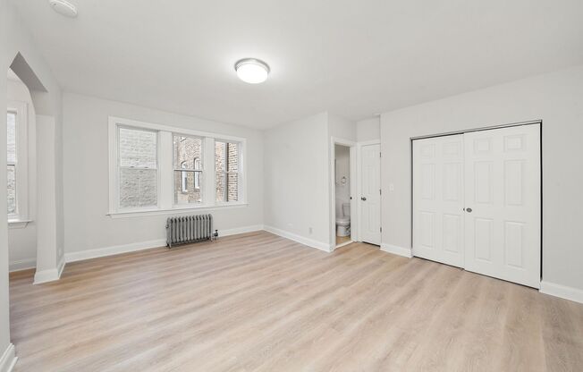 Studio, 1 bath, 450 sqft, $1,595, Unit 206