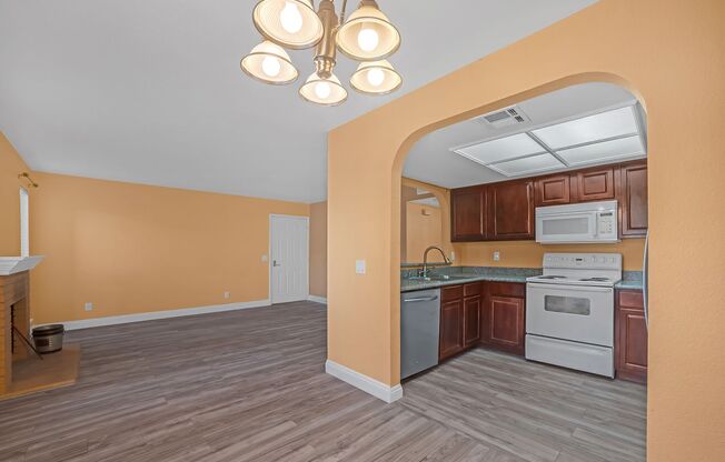 2 beds, 2 baths, $1,495, Unit UNIT A