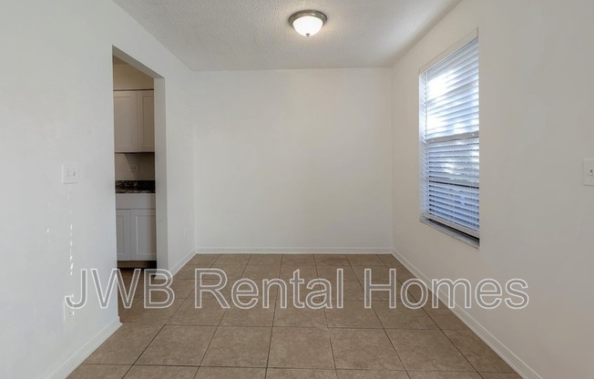 476 Bentwood Lane