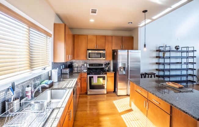 1702 South Lamar Boulevard, Unit 10