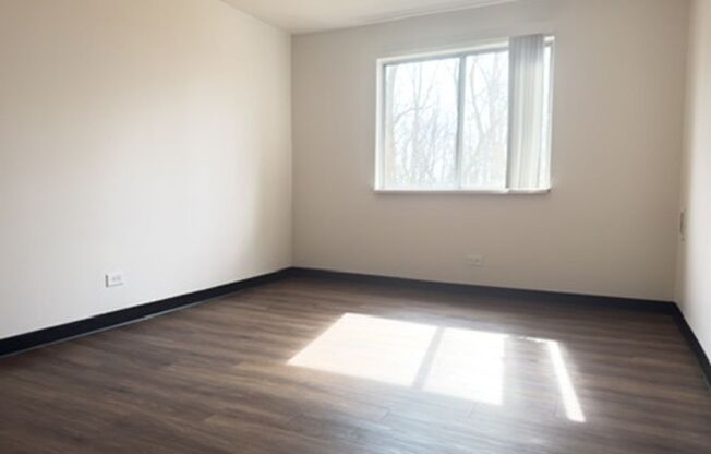 1 bed, 1 bath, 650 sqft, $1,099.99, Unit 1615-303