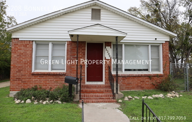 5208 BONNELL AVE