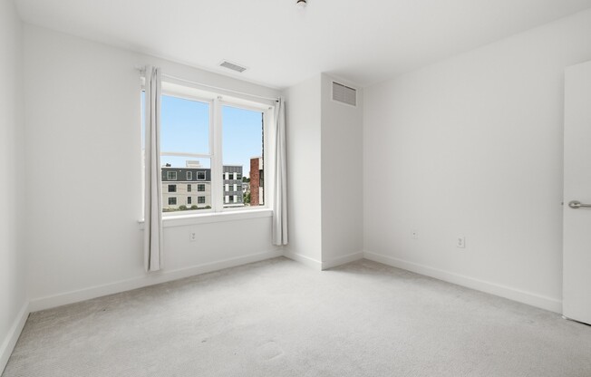 2 beds, 2 baths, 980 sqft, $3,100, Unit 307