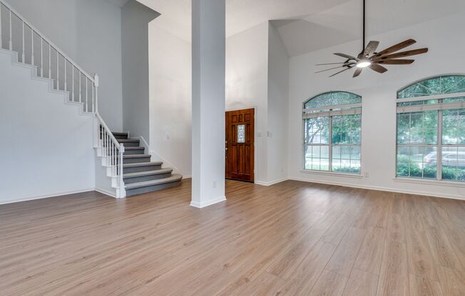562 Mercer