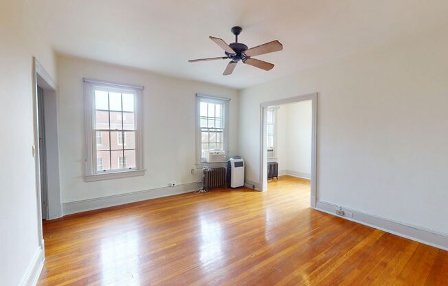 2 beds, 1 bath, $3,250, Unit Unit 301