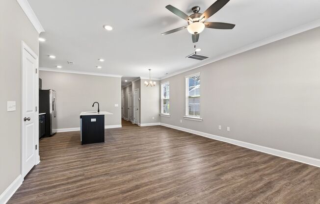 Charming Craftsman-Style 3-Bedroom Townhome in Garner!