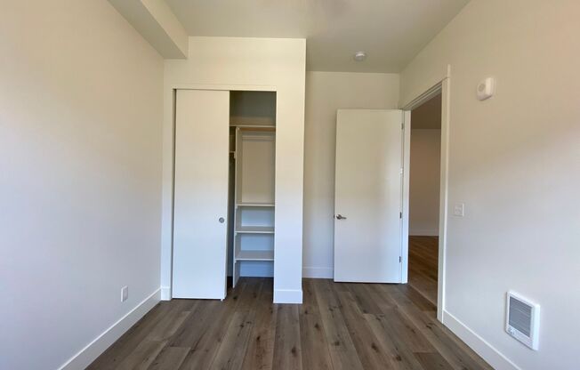 2 beds, 1 bath, 660 sqft, $1,899