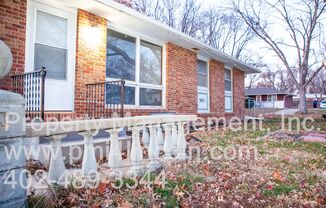 3 beds, 1.5 baths, $1,595