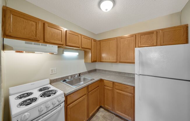 1 bed, 1 bath, $850, Unit 205