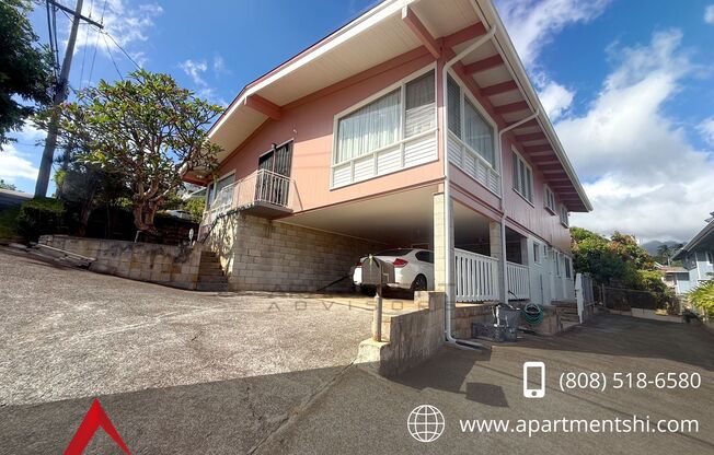 *PLEASE VIEW FULL AD FOR DETAILS* FANTASTIC! 3 Bed / 3 Bath / 4 Parking Manoa Home – Noelani School District! | CLOSE TO UH MANOA