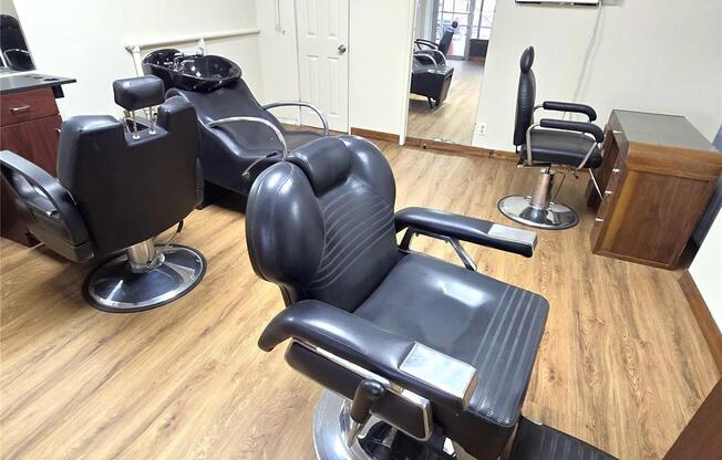 Studio, $3,600, Unit STORE 2