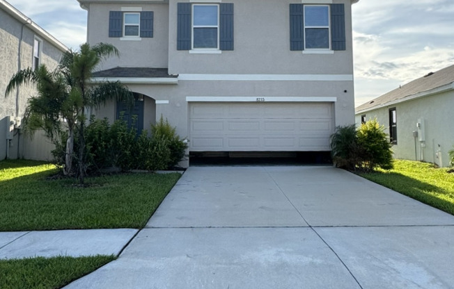 8215 CLAW GLADES LOOP