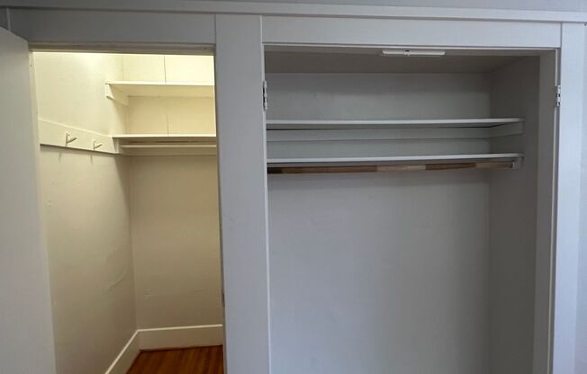Studio, 1 bath, 280 sqft, $995, Unit 305