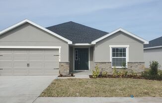 LIKE NEW, 2YRS OLD!!! 4-Bedroom, 2-Bathroom in Villamar/Winter Haven