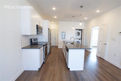 1219 N 27 ST