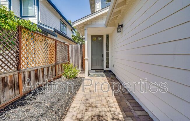 116 COLLEGE AVE