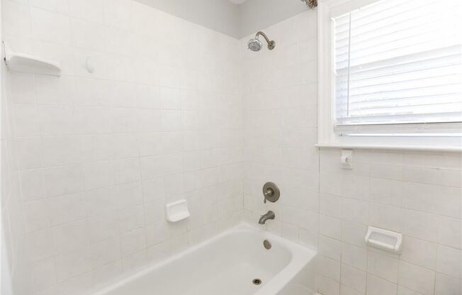 2 beds, 1.5 baths, $1,500, Unit 839 #9