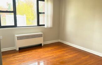 1 bed, 1 bath, $1,222, Unit 303