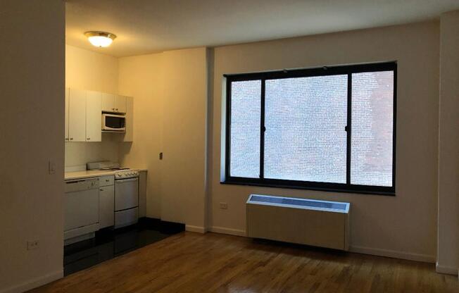 344 3 AVE