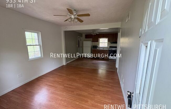 933 4 ST