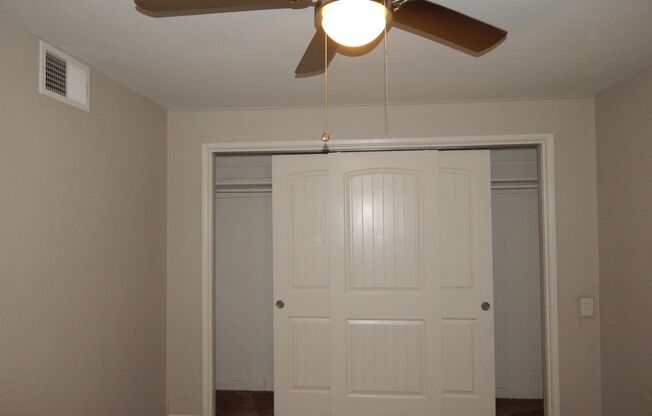 Available NOW! Private 1 bedroom with AC